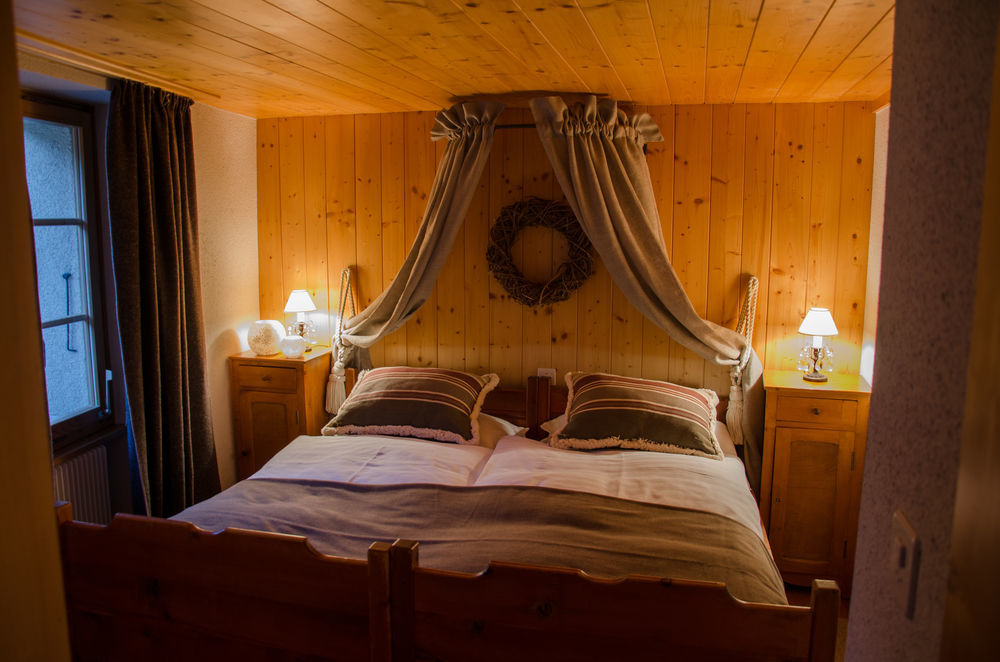 Hotel Le Grand Chalet Favre Saint-Luc Ngoại thất bức ảnh